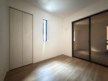 【神奈川県/横浜市鶴見区梶山】横浜市鶴見区梶山一丁目　新築戸建　一号棟 サービスルーム（納戸）