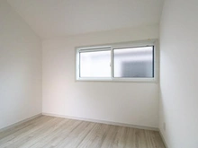 【神奈川県/横浜市鶴見区北寺尾】フォーシーズンコート北寺尾II 9号棟 洋室：2階北側4.5帖