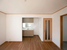 【神奈川県/横浜市鶴見区栄町通】鶴見区栄町通2丁目　中古戸建 リビング・ダイニング