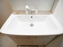 【神奈川県/横浜市鶴見区栄町通】鶴見区栄町通2丁目　中古戸建 洗面所