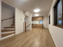 【神奈川県/川崎市幸区古市場】川崎市幸区古市場二丁目戸建 リビング・ダイニング