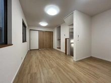 【神奈川県/川崎市幸区古市場】川崎市幸区古市場二丁目戸建 リビング・ダイニング