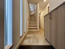 【神奈川県/川崎市幸区古市場】川崎市幸区古市場二丁目戸建 玄関