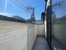 【神奈川県/横浜市鶴見区上末吉】横浜市鶴見区上末吉5丁目　新築戸建　B号棟 バルコニー