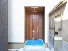 【神奈川県/川崎市川崎区中島】川崎市川崎区中島2丁目　B号棟 玄関