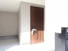 【神奈川県/川崎市川崎区藤崎】川崎区藤崎4丁目 新築戸建 C号棟 玄関