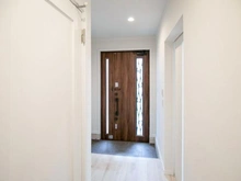 【神奈川県/横浜市鶴見区北寺尾】フォーシーズンズコート北寺尾II No.6 玄関:内側から見た玄関