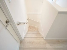 【神奈川県/横浜市鶴見区北寺尾】フォーシーズンズコート北寺尾II No.6 階段