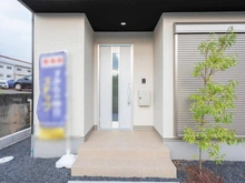 【大阪府/茨木市宿川原町】茨木市宿川原町1期3号地　新築戸建 アプローチ