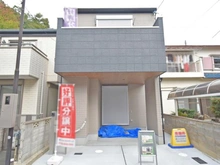 【大阪府/高槻市月見町】高槻市月見町　新築戸建 外観