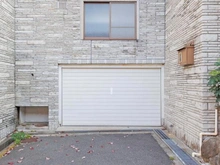 【大阪府/茨木市北春日丘】茨木市北春日丘　中古戸建 駐車場