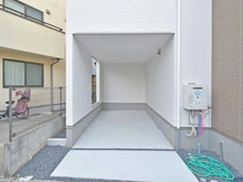 【大阪府/高槻市深沢町】高槻市深沢町一丁目　新築戸建て1号棟 駐車場