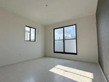 【大阪府/高槻市東五百住町】大阪府高槻市東五百住町1期1号棟 新築戸建 洋室