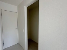 【大阪府/高槻市東五百住町】大阪府高槻市東五百住町1期1号棟 新築戸建 収納