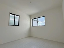 【大阪府/高槻市東五百住町】大阪府高槻市東五百住町1期1号棟 新築戸建 洋室