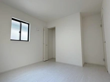 【大阪府/高槻市東五百住町】大阪府高槻市東五百住町1期1号棟 新築戸建 洋室