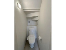 【大阪府/高槻市東五百住町】高槻市東五百住町1期2号棟 新築戸建 トイレ