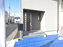 【大阪府/枚方市北楠葉町】北楠葉町　戸建 アプローチ