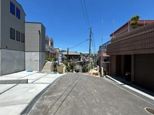 【大阪府/茨木市北春日丘】北春日丘三丁目戸建 1号地 前面道路