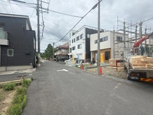 【大阪府/高槻市郡家本町】高槻市郡家本町　新築戸建 2号地 前面道路：全3区画　中央