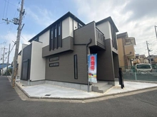 【大阪府/枚方市山之上】枚方市山之上2丁目 新築戸建 3号棟 外観：全3区画（右側）
