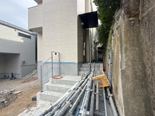 【大阪府/高槻市安岡寺町】高槻市安岡寺町五丁目　戸建　3号地 アプローチ