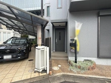 【大阪府/高槻市野田】高槻市野田4丁目 中古戸建 アプローチ