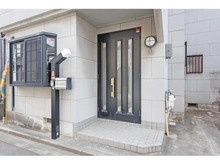 【大阪府/高槻市大塚町】高槻市大塚町4丁目　中古戸建 玄関