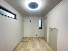【東京都/品川区南品川】南品川五丁目 借地権付新築戸建1号棟 洋室