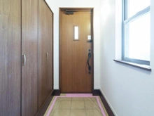 【神奈川県/横浜市金沢区朝比奈町】横浜市金沢区東朝比奈1丁目戸建て 玄関