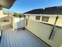 【東京都/杉並区今川】杉並区今川中古戸建 バルコニー