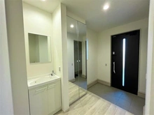 【東京都/練馬区下石神井】練馬区下石神井四丁目　1号棟 玄関