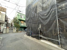 【東京都/目黒区碑文谷】目黒区碑文谷1丁目　新築戸建B号棟 建築中の外観