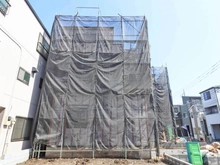 【東京都/荒川区町屋】町屋6期　2号棟 建築中の外観：全2区画、全2棟現場、2号棟