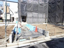 【東京都/荒川区町屋】町屋6期　2号棟 建築中の外観：全2区画、全2棟現場、2号棟