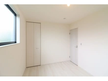 【東京都/江戸川区興宮町】江戸川区興宮町新築戸建て3号棟 洋室