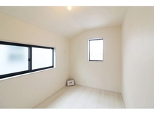 【東京都/江戸川区興宮町】江戸川区興宮町新築戸建て3号棟 洋室