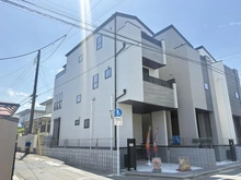 【東京都/中野区丸山】中野区丸山1丁目新築戸建 No.3 外観：3棟現場一番左の建物