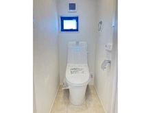 【東京都/中野区若宮】若宮3丁目新築戸建て トイレ：3階トイレ