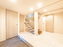 【東京都/杉並区和田】グランカレス中野富士見町ハウス 玄関