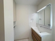 【東京都/練馬区高松】セキュレア光が丘 13号地 洗面所