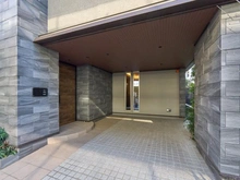 【東京都/中野区本町】中野区本町2丁目中古戸建 カースペース