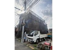 【東京都/中野区野方】中野区野方一丁目新築戸建てC区画 建築中の外観：全5区画　写真左側