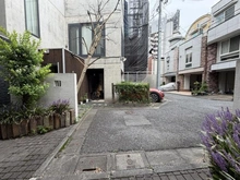 【東京都/港区六本木】港区六本木7丁目　中古戸建 前面道路