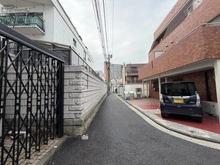 【東京都/港区六本木】港区六本木7丁目　中古戸建 前面道路