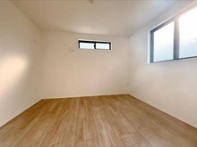 【東京都/練馬区栄町】練馬区栄町　新築戸建 洋室