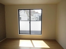 【大阪府/豊中市服部豊町】豊中市服部豊町二丁目　新築戸建 洋室
