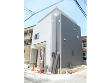 【大阪府/豊中市桜の町】豊中市桜の町二丁目　新築戸建 建築中の外観