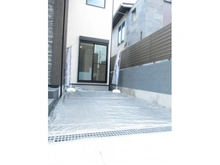 【大阪府/池田市満寿美町】池田市満寿美町　新築戸建　A号棟 駐車場