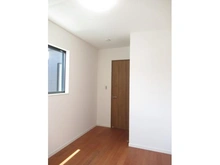 【大阪府/池田市満寿美町】池田市満寿美町　新築戸建　B号棟 洋室